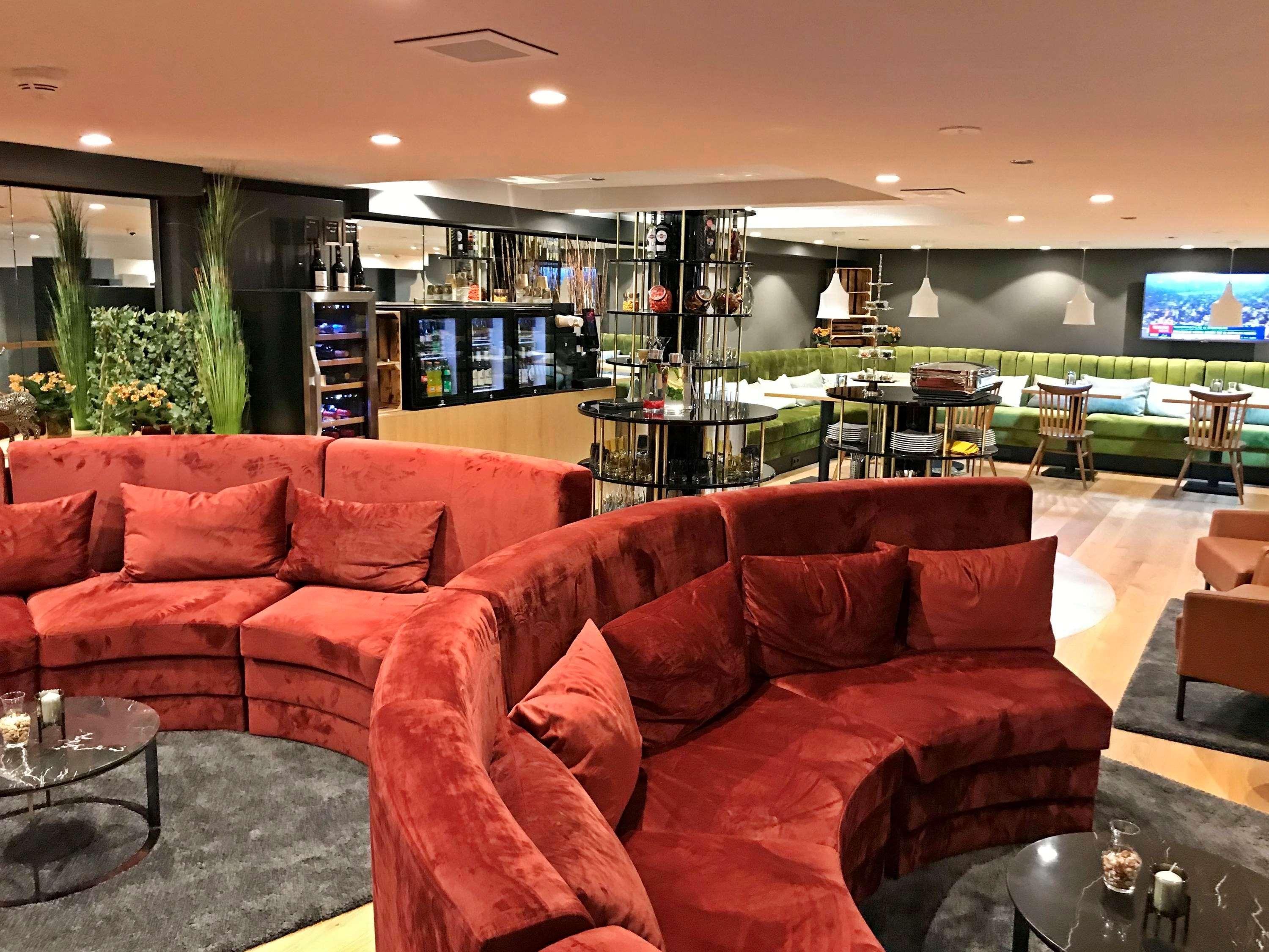 Отель Mercure Kaiserhof Center 4*